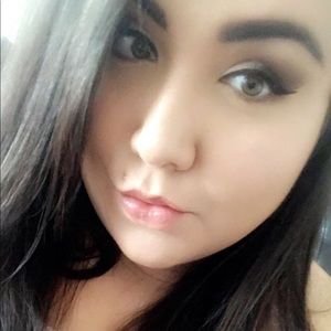 Meet your Posher, Kay